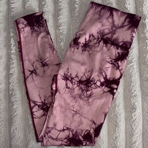 Tie-Dye Pink & Burgundy Butt Lifting Leggings Size M🩷